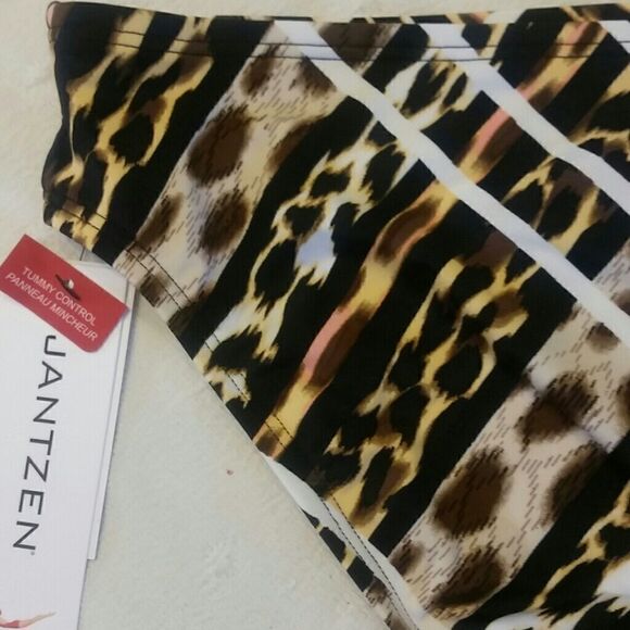 𝅺JANTZEN PLUS SIZE TRIBAL SWIM BOTTOM - Picture 6 of 8